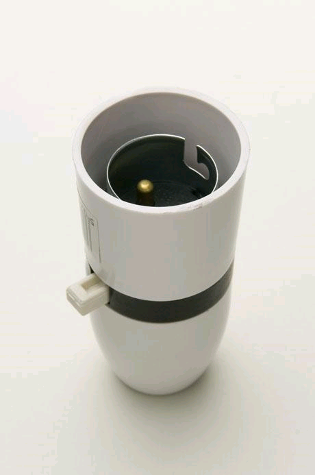 Jeani BC Lampholder Switched White