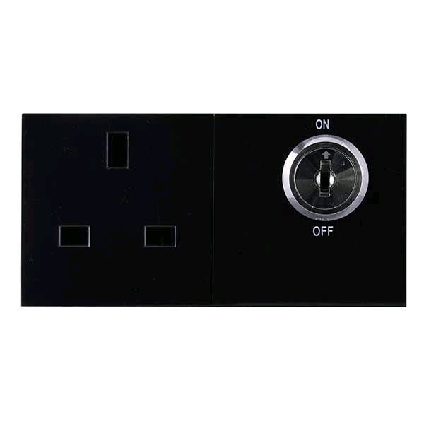 BG Controlled Switch Socket Black 