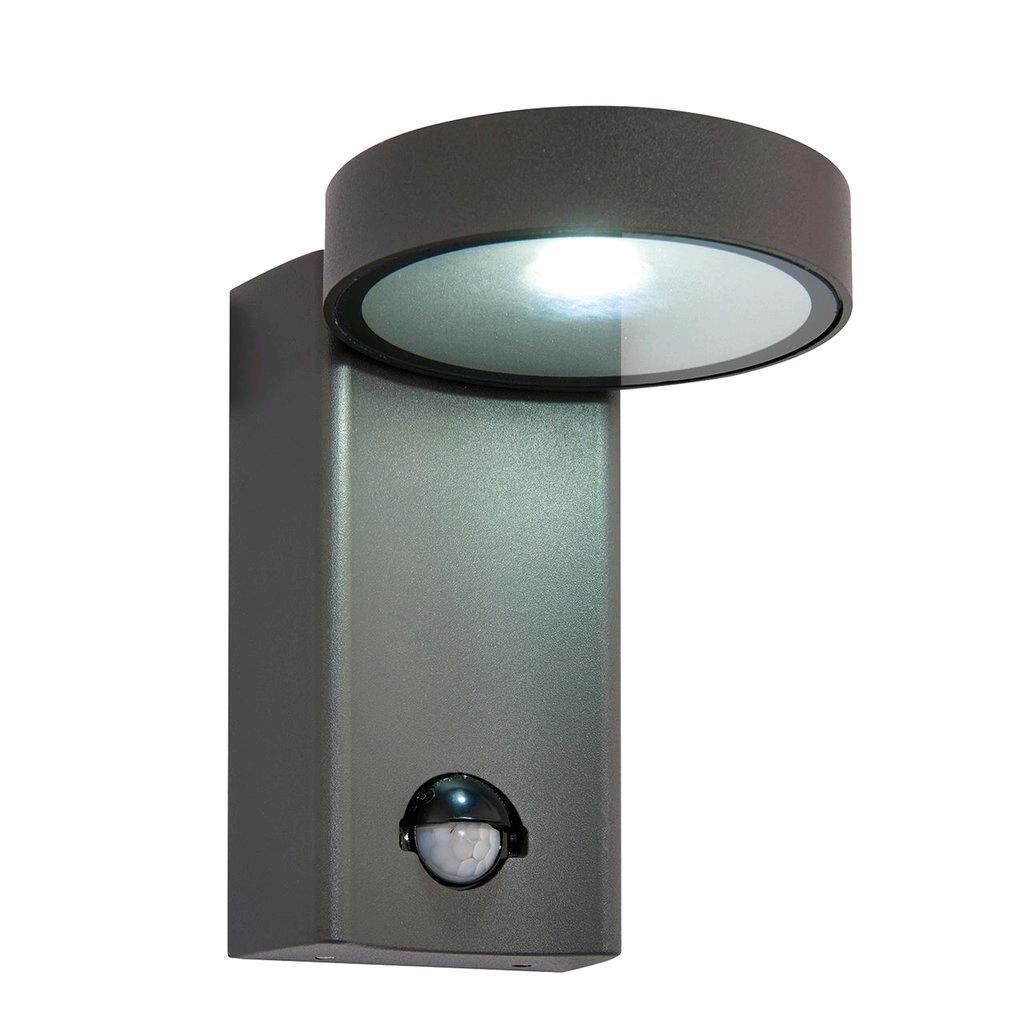 Saxby Oreti IP44 10W PIR Cool White Fitting