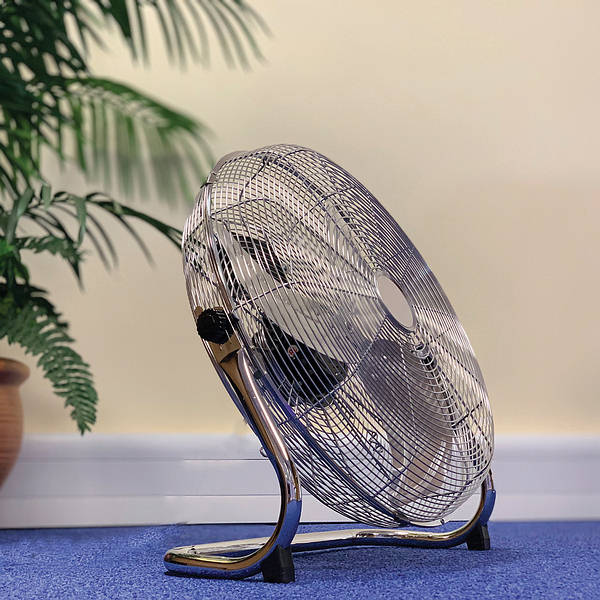 PREMIAIR EH1868 18" Floor Standing High Velocity Fan 3 Speed 