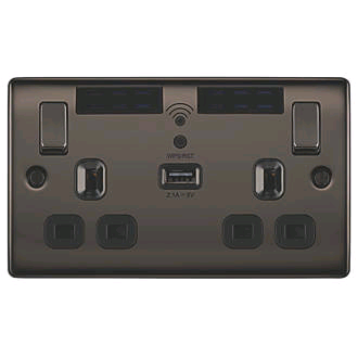 Bg 2Gang 13a Socket c/w BS Wi-Fi Extender & 1 x USB 