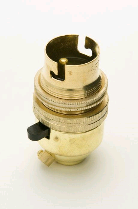 Jeani Brass BC Lampholder Switched