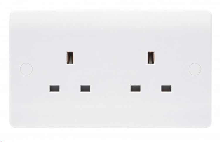 Median 13A 2G Unswitched Socket