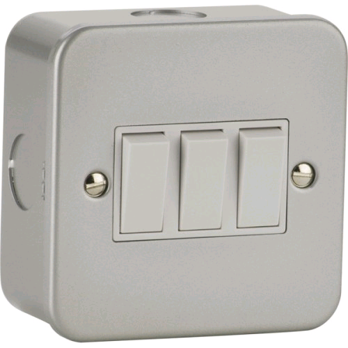 Niglon Metal Clad 3gang 2way Switch 